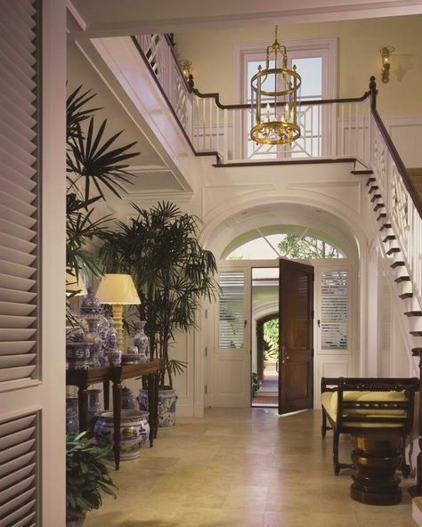 Eye For Design: The Timeless Appeal Of White Foyers West Indies Interior, West Indies Decor, White Foyer, Tropical British Colonial, British West Indies Style, Colonial India, West Indies Style, Scott Snyder, British West Indies