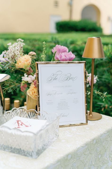 This Southern Garden Wedding In The Heart Of Charleston Brings The Fun – Style Me Pretty Wedding Tablescapes Simple, Cocktail Hour Decorations, Cocktail Hour Decor, William Aiken House, Wedding Cocktail Napkins, Gold Foil Wedding Invitations, Southern Garden, Shot List, Letterpress Wedding Invitations