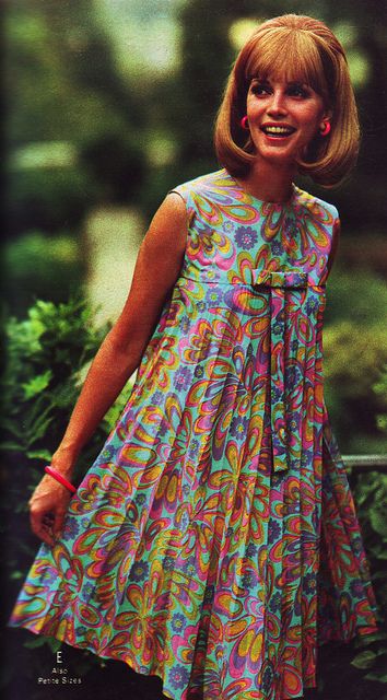 Wards 68 ss pleated floral | Flickr - Photo Sharing! Fashion 60s, 60’s Fashion, Moda Hippie, 1960s Dresses, 1960 Fashion, 60s 70s Fashion, Mode Hippie, 60s And 70s Fashion, Fashion 1960s