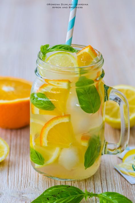 Infused Water, Citrus Party, True Lemon, Fruit Infused Water Recipes, Lemon Juice Benefits, Hot Lemon Water, Lemon Health Benefits, Lemon Water Benefits, Drink Recipes Nonalcoholic