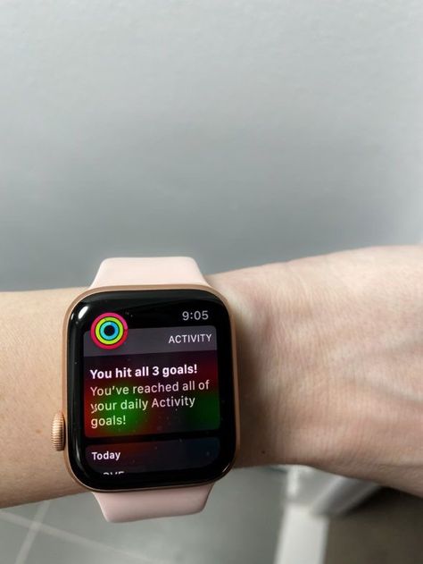 Closing Rings Apple Watch, Closed Rings Apple Watch, Apple Watch Rings Closed, Close Your Rings Apple Watch, Apple Watch Rings Closed Aesthetic, Apple Watch Fitness Aesthetic, Apple Watch Activity Rings, Apple Watch Rings, Apple Watch Activity