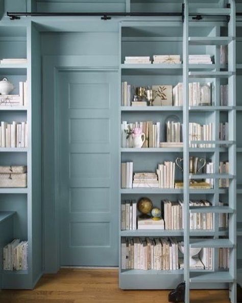 Door For Small Space, Dix Blue, Tall Shelves, Sliding Shelves, Interior Vintage, Bedroom Walls, Built In Bookcase, Design Seeds, Storage Design