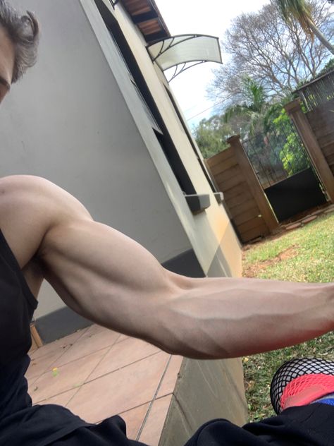 My arm is better than yours 😘 Male Arms Aesthetic, His Arms, Smooth Arms, Muscle Arm, Veiny Arms, Multiple Arms, Arm Stretches, Summer Drawings, Broken Arm