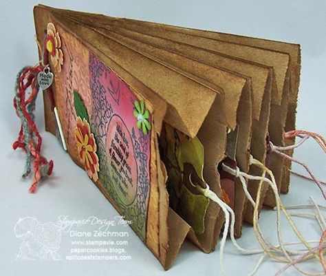 Paper Bag Books, Tag Book, Diy Paper Bag, Brown Paper Bags, Paper Bag Album, Paper Bag Scrapbook, Homemade Books, Paper Bag Crafts, Paper Bag Puppets