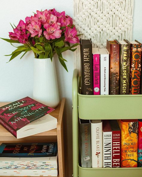 💬 how do you organize your books? ​ ​Happy #shelfiesunday friends 📖🧚‍♀️🌙✨ ​ ​Featuring my bedroom book cart, filled with some fantasy favorites. Thinking of switching it to be a TBR cart instead, or a romance one. As far as the rest of the house goes, my shelves are usually overflowing, and there are piles of books all over the place. ​ ​ ​ ​ ​ Fantasy Book Recs, Tbr Cart, Library Reading, Book Cart, Bedroom Book, Romance Reader, Pile Of Books, About Books, Book Recs