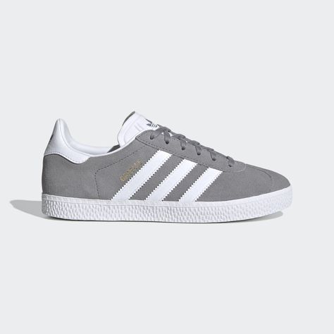 adidas Shop the Gazelle Shoes - Grey at adidas.com/us! See all the styles and colors of Gazelle Shoes - Grey at the official adidas online shop. Adidas Gazelle Grey, Grey Adidas Shoes, Adidas Gazelle Shoes, Gazelle Shoes, Men's Adidas (men), Back To School Shoes, Adidas Design, Preppy Shoes, Superstars Shoes