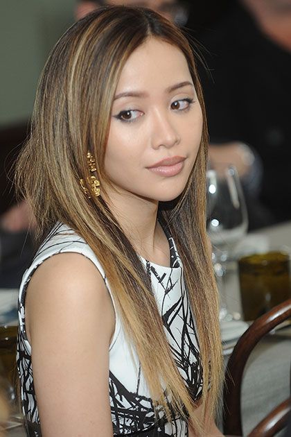 Michelle Phan Is Being Sued, and the Reason Will Shock You Meghan Reinks, Korean Natural Makeup, Michelle Phan, Celebrity Makeup Looks, Face Facial, Smart Women, No Makeup, Beauty Guru, Professional Fashion