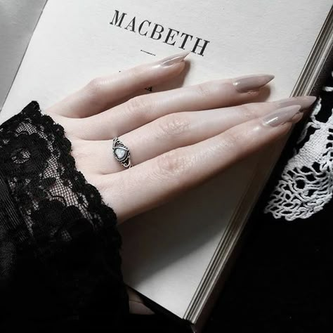 Mysteries Aesthetic, Look Like The Innocent Flower, Corvina Clemm, New Moon Magic, Light Goth, Goth Academia, Vampire Nails, Marla Singer, Hecate Goddess