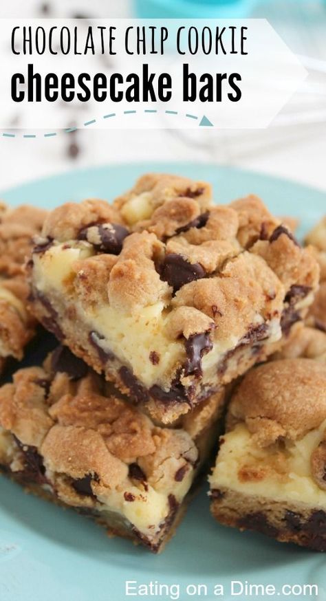 Oh you are going to love this delicious dessert! Chocolate chip cookie cheese cake bars. You two amazing desserts all in one delicious bar. YUM! Chocolate Chip Cookie Cheesecake Bars, Fancy Desserter, Cookie Cheesecake Bars, Natasha Kitchen, Desserts Nutella, Biscotti Cheesecake, Cheesecake Bars Easy, Chocolate Chip Cheesecake Bars, Chocolate Chip Cookie Cheesecake