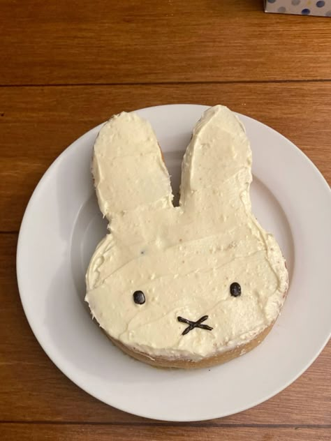 Miffy Cake, Baking Fall, Cute Baking, Birthday Inspo, Pretty Birthday Cakes, Cake Inspo, Bday Cake, Cake Baking, A Bunny