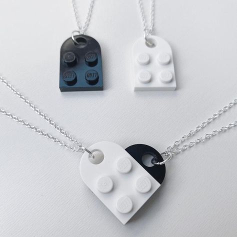 Lego Heart Necklace, Lego Necklace, Lego Heart, Necklace For Couples, 2 Bff, Accesorios Aesthetic, Matching Necklaces For Couples, Jellyfish Necklace, Necklaces Set