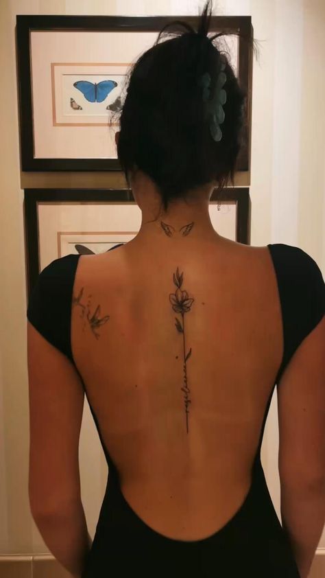 Back Tattoo Women Spine, Flower Spine Tattoos, Basic Tattoos, Small Pretty Tattoos, Petite Tattoos, Spine Tattoos For Women, Back Tattoo Women, Spine Tattoo, Discreet Tattoos