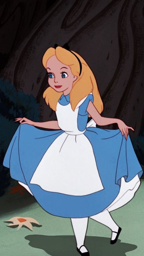 Alice in Wonderland Alice And Wonderland Pictures, Alive In Wonderland Characters, Alice In Wonderland Vogue, Alice Wonderland Drawing, Disney Princess Full Body Pic, Alice In Wonderland Characters Cartoon, Iconic Childhood Characters, Allie Character, Alive In The Wonderland