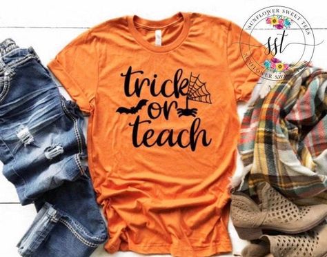 Halloween Teacher Shirt, Halloween Shirt, Teacher Shirt, Fall Shirt, Trick or Teach, Funny Teacher T Nice Shirts For Women, Basic Witch Shirt, Thankful Pumpkin, Autumn Makeup, Pumpkin Spice Shirt, Mom Wardrobe, Fall Stuff, Tshirt Quilt, Virtual Wardrobe