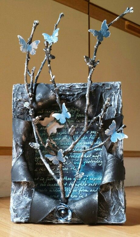 Mixed Media Art - 3D Canvas by Heather's Craft Studio Ideas For Painting, Box Assemblage, Mixed Media Diy, Mixed Media Art Canvas, Mixed Media Crafts, Collage Techniques, Blue Butterflies, Soyut Sanat Tabloları, Art Mixed Media