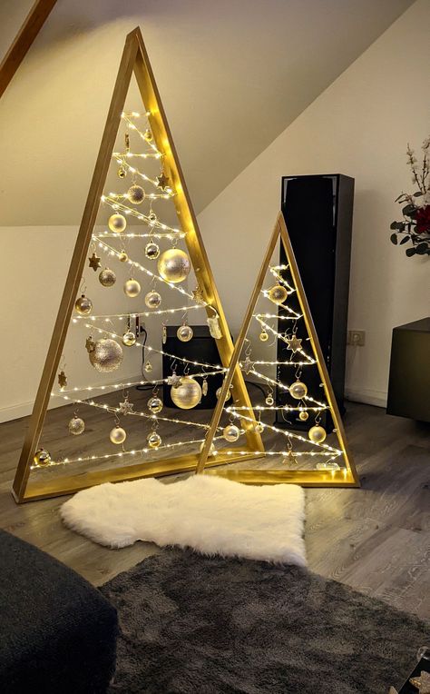 Wood diy triangle christmas tree Diy Triangle Christmas Tree, Wood Triangle Christmas Tree, Wooden Triangle Christmas Tree, Home Made Christmas Tree, Triangle Christmas Tree, Diy Christmas Tree Ideas, Wooden Xmas Trees, Wood Triangle, White Christmas Tree Ideas