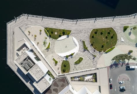 Gallery of Jaddaf Waterfront Park / waiwai - 6 Landscape Plane, Landscape Plaza, Waterfront Architecture, Plaza Design, Desert Climate, Sport Park, Children Park, Park Design, Public Realm