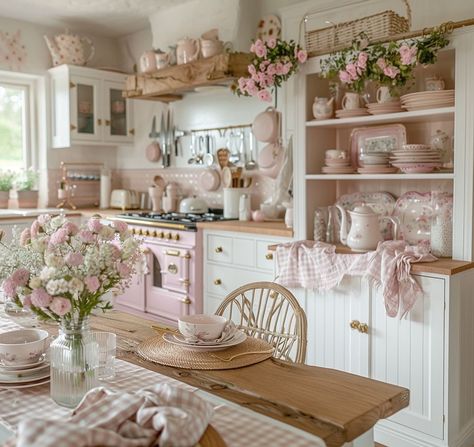 Pink House Interior, English Cottage Kitchens, Cocina Shabby Chic, Pink Cottagecore, Cottagecore Kitchen, Makeover Kitchen, Cottage Kitchen Design, Cabinets Makeover, Wallpaper Kitchen