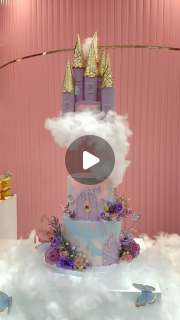 705K views · 100K likes | Cakes Couture on Instagram: "So which Castle cake do you guys prefer😍😍 personally it’s this one for me, the lilac and baby blue is stunning, also the details of the keys 🔑 😭😭😭😭 . . . . The spacer - @prop.options  . #castle #castlecake #princesscake #plouise #plouise_makeup_academy #makeuplaunch #fairycake #firstbirthdaycake #fyp #girlcake #manchester" Fairy Castle Cake, Fairy Princess Cake, Sleeping Beauty Cake, Castle Birthday Cakes, Fairy Birthday Cake, Princess Castle Cake, Disney Princess Castle, Princess Look, Magical Princess