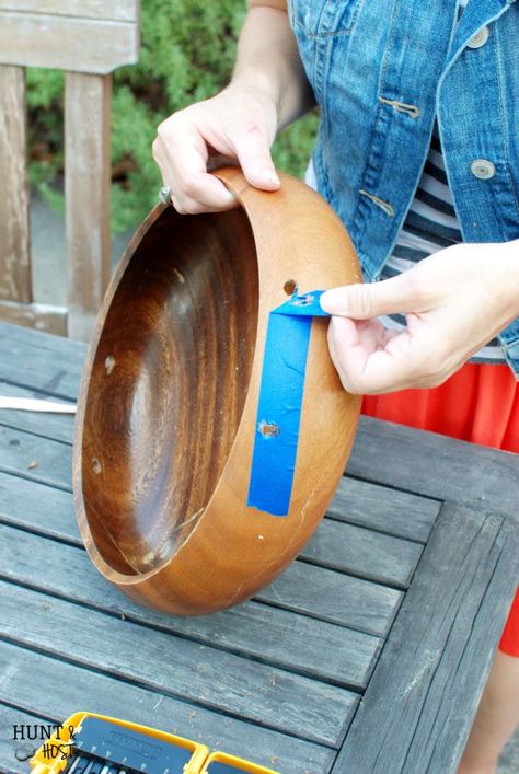 Wooden Bowls Repurposed, Wood Bowls Decor Ideas, Wooden Bowls Decor Ideas, Wooden Bowls Decor, Diy Succulent Planter, Bowls Ideas, Diy Planters Indoor, Diy Wooden Planters, Wood Succulent Planter