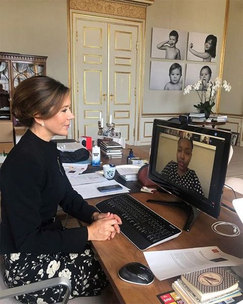 Her Home Office, Kroonprinses Mary, Alphonse Daudet, First Instagram Post, Crown Princess Mary Of Denmark, Denmark Royal Family, Mary Donaldson, Princess Mary Of Denmark, Mary Of Denmark