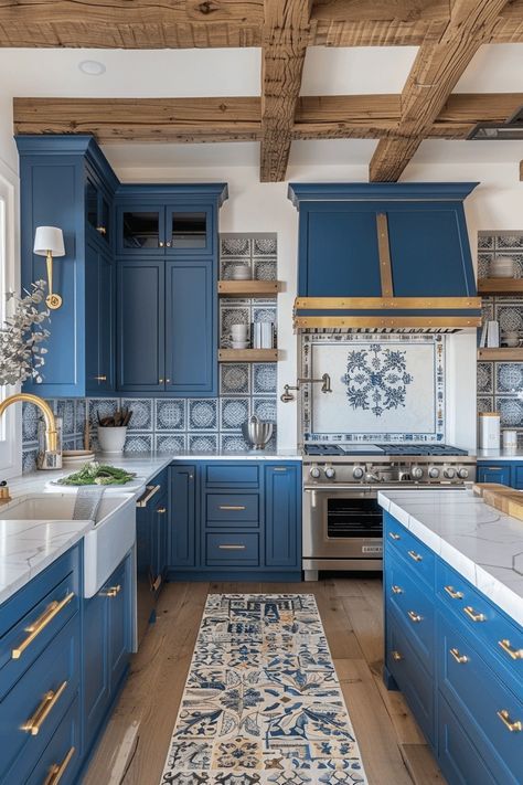 Blue Themed Kitchen Ideas, Blue Mediterranean Kitchen, Spanish Kitchens, Terracotta Accents, Villa Kitchen, Spanish Kitchen, Kitchen Theme, Desain Pantry, Spanish Villa