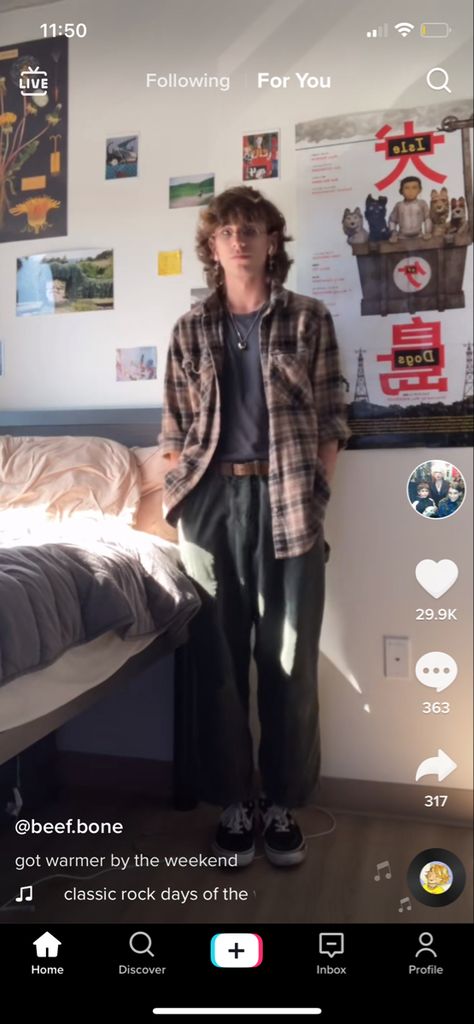 Masc Rock Outfits, Flannel Masc Outfits, Grunge Transmasc Outfits, Earthy Grunge Outfits Masc, Soft Grunge Male Outfits, Earthy Masculine Outfits, Indie Rock Outfits Men, Fairy Grunge Masculine Outfits, Alternative Outfits Masc