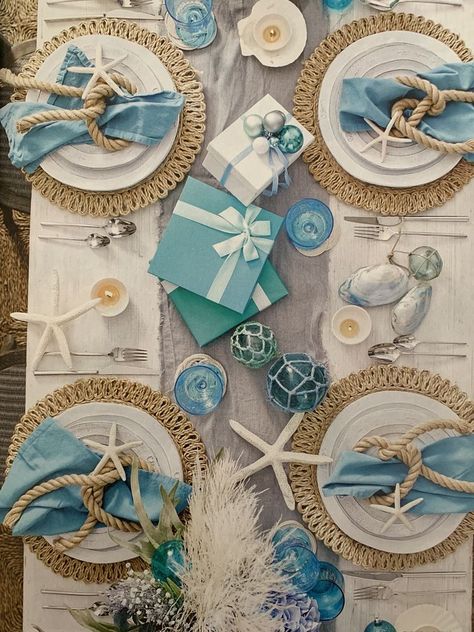 Coastal Birthday Party, Cheap Wedding Favor Ideas, Beach Table Decorations, 21th Birthday, Beach Centerpieces, Beach Wedding Tables, Coastal Table, Sneaker Ball, Themed Dinner