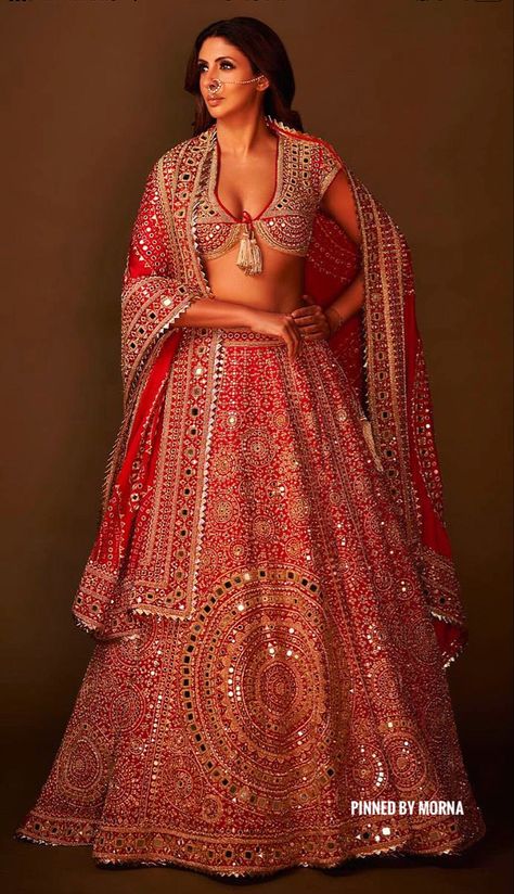 Abu Jani Sandeep Khosla - India 🇮🇳 Nita Mukesh Ambani Cultural Centre, Abu Jani And Sandeep Khosla, Shweta Bachchan, Mirror Lehenga, Orange Lehenga, Mukesh Ambani, Bridal Lehenga Designs, Wedding Lehenga Designs, Indian Designer Suits