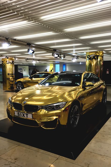 Gold Cars, Bmw Performance, Gold Car, Lux Cars, Car Goals, Super Luxury Cars, Car Colors, Bmw Cars, My Dream Car