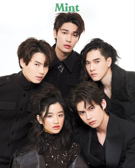 F4 Thailand Wallpaper, Thailand Wallpaper, F4 Thailand, Bright Photos, Hot Asian Men, Wallpaper Cute, Meteor Garden, Bright Vachirawit, Bright Pictures