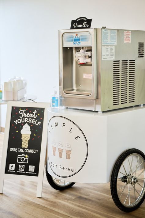 Simple Soft Serve Soft Serve Ice Cream Ideas, Japanese Soft Serve, Snack Carts, Vanilla Soft Serve, Ice Cream Station, Soft Serve Machine, Soft Serve Ice Cream Machine, Ice Cream Store, Snack Cart