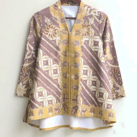 Blazer Batik, Batik Model, Beige Wedding Dress, Outer Batik, Model Batik, Indonesian Fashion, Batik Top, Batik Clothing, Batik Blouse