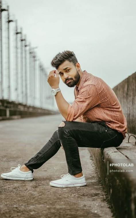 Siting Pose For Men, Mens Poses Photography Ideas Outside, Mens Poses For Photoshoot, Single Pose For Men, Photo Pose For Man Outdoor, Photo Stills For Men, Single Men Poses, Photoshoot Poses Ideas Men, Men Single Poses