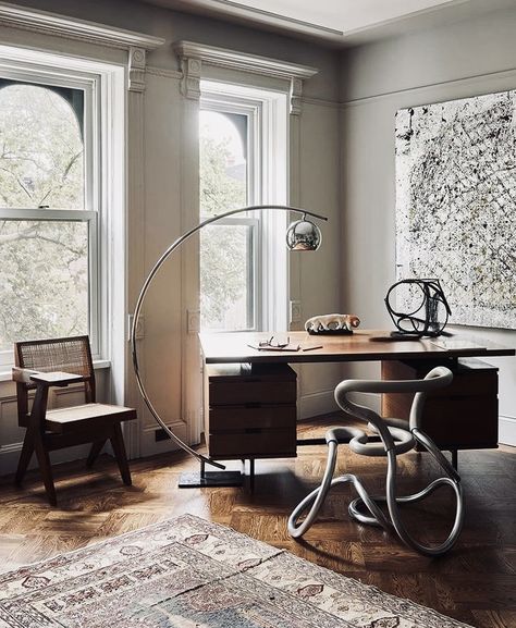 Brooklyn House, Brooklyn Brownstone, Study Decor, Eclectic Design, A Desk, Home Office Design, Mid Century Design, Office Design, Interior Inspiration