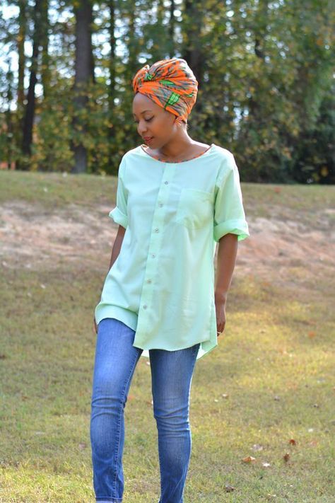 diy men's button up shirt into a tunic top, men's shirt refashion, shirt refashion, upcycle husband’s old shirts and give them a new life, thrift store clothes refashion, men's shirt restyled into a tunic top, diy tunic top with ankara african print trimmed collar and matching head wrap, recycle old button up shirts Diy Tunic Top, Refashion Shirt, Sewing Clothes Refashion, Gamle T Shirts, Men's Shirt Refashion, Diy Tunic, Thrift Store Outfits, Diy Clothes Refashion, Upcycle Clothes Diy