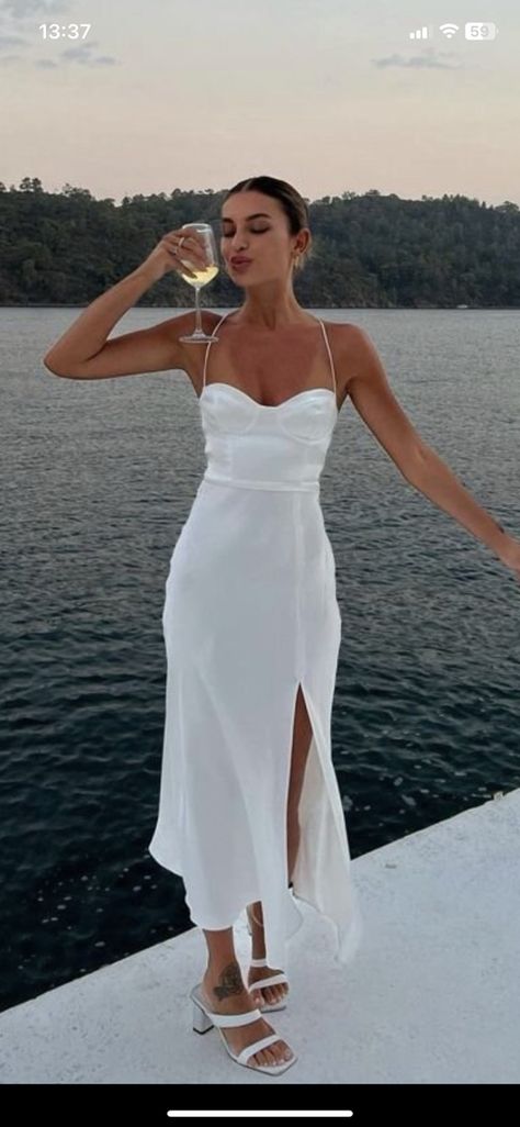 White Night Outfit Beach, White Resort Dress, Whiteout Party, Short White Summer Dress, Elegant Feminine Seductive Style, White Classy Dress, White Heels Outfit, Yacht Party Outfit, Yacht Outfit