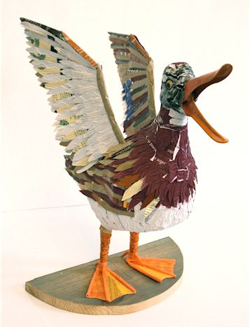 Sustainable Artwork, Duck Sculpture, Recycle Sculpture, Waste Material, Duck Art, House Gallery, Sustainable Art, Small Sculptures, Recycled Art