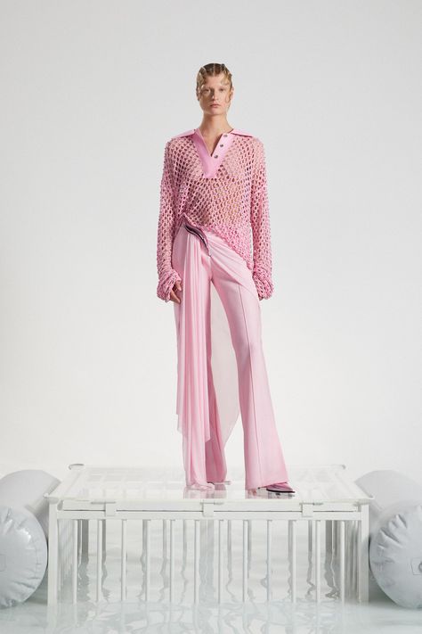 David Koma Resort 2024 Fashion Show | Vogue Resort 2024 Collection, Knit Gown, Resort 2024, 2023 Trends, David Koma, Statement Dress, Next Clothes, Sequin Fabric, 2024 Collection