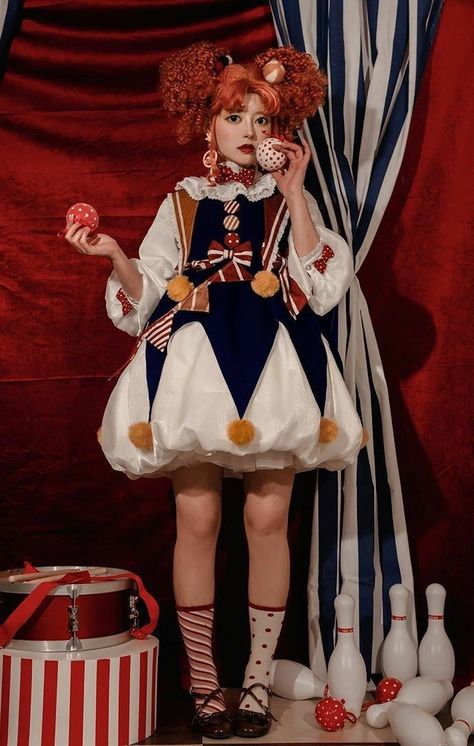 Jester Outfit, Circus Fashion, Clown Dress, Circus Outfits, Clown Clothes, Clown Core, Dark Circus, Cute Clown, Clowning Around