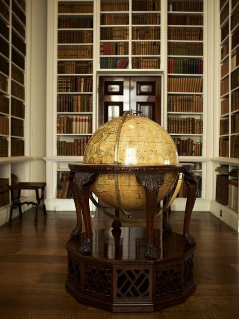 Althorp Estate, Earl Spencer, Althorp House, Library Study Room, House Library, Dream Library, Beautiful Library, Library Architecture, Trinity College