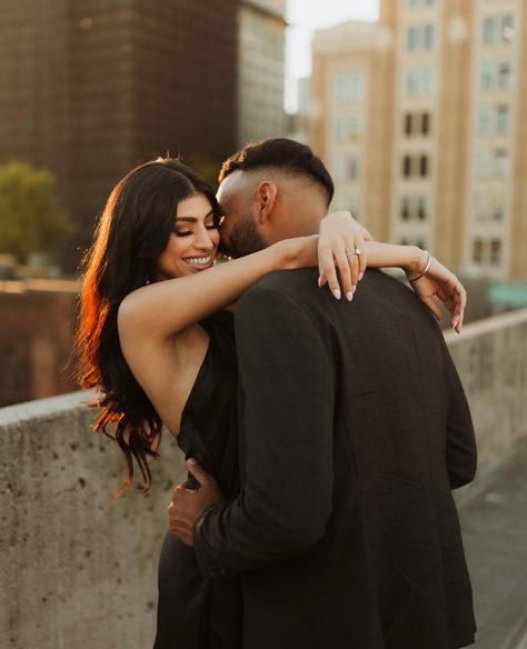 Couples Photoshoot Suit And Dress, Black Tie Photoshoot Couple, Photoshoot Ideas Anniversary, Gorgeous Engagement Photos, Engagement Pics Champagne, Classy Photoshoot Couple, Formal Anniversary Photo Shoot, Formal Couple Photoshoot Ideas, Engagement Photoshoot Black Dress