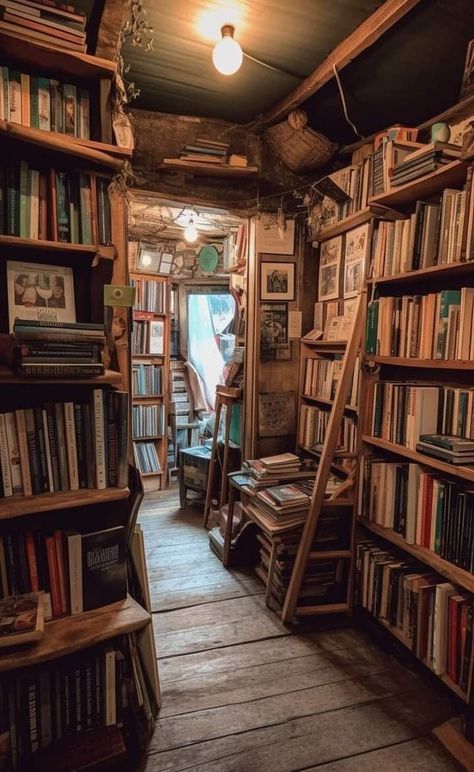 Small Town Library, Bookshop Aesthetic, Cozy Bookstore, Bookshop Café, Bookworm Aesthetic, Bookstore, The Good Place, Cafe, Reading