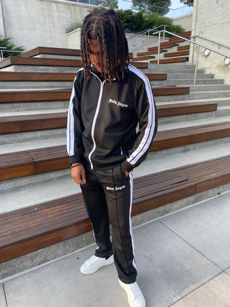 Palm Angels Tracksuit Men, Palm Angels Tracksuit Outfit, Palm Angels Aesthetic, Track Suit Men Style, Palm Angels Outfit, Palm Angels Tracksuit, Track Suit Outfit, Men Drip, Track Pants Outfit