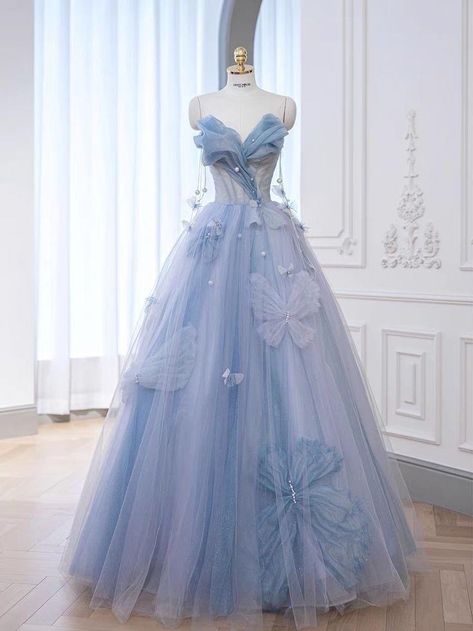 Pretty Fairy Dresses, Blue Sparkly Wedding Dress, Blue Ball Gown Fairytale, Baby Blue Ball Gown, Gown For Debut, Periwinkle Dresses, Ball Gown Accessories, Chinese Prom Dress, Blue Princess Dress