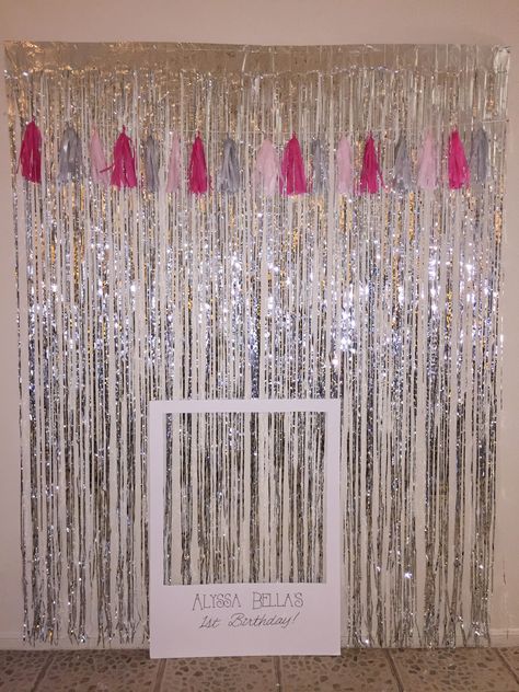 First birthday Photo backdrop. Polaroid frame and diy tassel banner Leavers Cake, 21st Birthday Decorations Diy, Birthday Decorations Diy, Decorations Diy Party, 17 Doğum Günü, Party Tassel Garland, Diy Party Ideas, 21st Bday Ideas, 21st Birthday Decorations