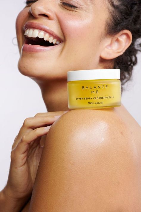 BalanceMe Beauty shoot Skincare Products Photography, Campaign Photography, Cosmetics Photography, Beauty Photoshoot, Beauty Products Photography, Beauty Cream, Skincare Video, Beauty Illustration, Beauty Shoot