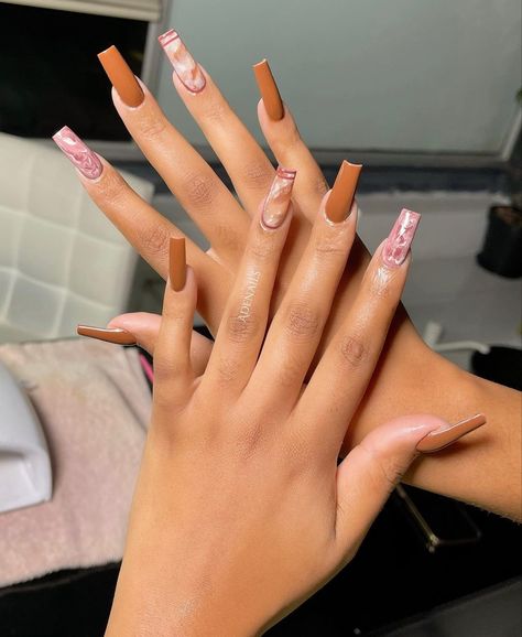 Brown acrylics Brown Acrylics, Plain Nails, Short Acrylic, Short Acrylic Nails Designs, Stylish Work Outfits, Short Acrylic Nails, Nails Designs, Acrylic Nail Designs, Work Outfits