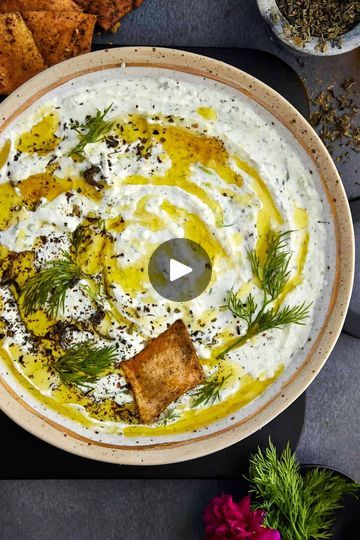 Feta Cucumber, Keto Dips, Cucumber Dip, Dip Recipes Appetizers, Greek Appetizers, Food Dolls, Feta Dip, More Protein, Snack Dip