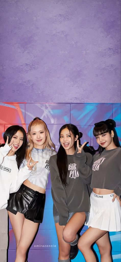 Blackpink Wallpaper Iphone, Blackpink Ot4 Wallpaper, Walpapers Cute, Blackpink Concert, Blackpink Born Pink, Pink Tour, Born Pink World Tour, Blackpink Members, Friend Poses Photography